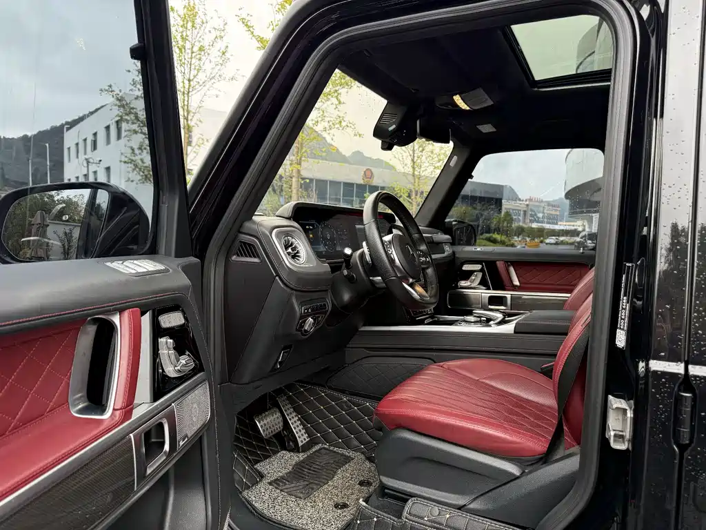 Mercedes-Benz G-Class — миниатюра 12