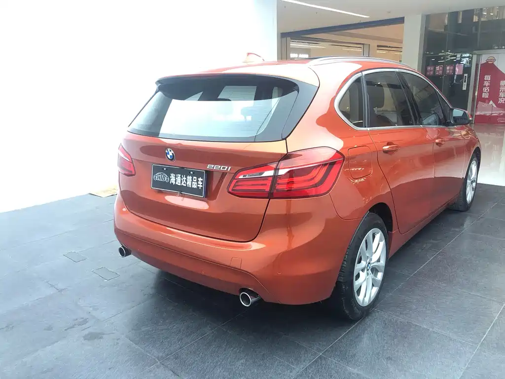 BMW 2 Series Active Tourer — миниатюра 19