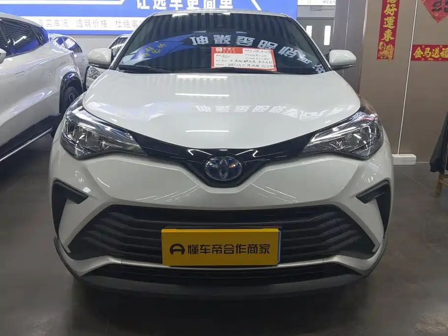 Toyota IZOA — миниатюра 2
