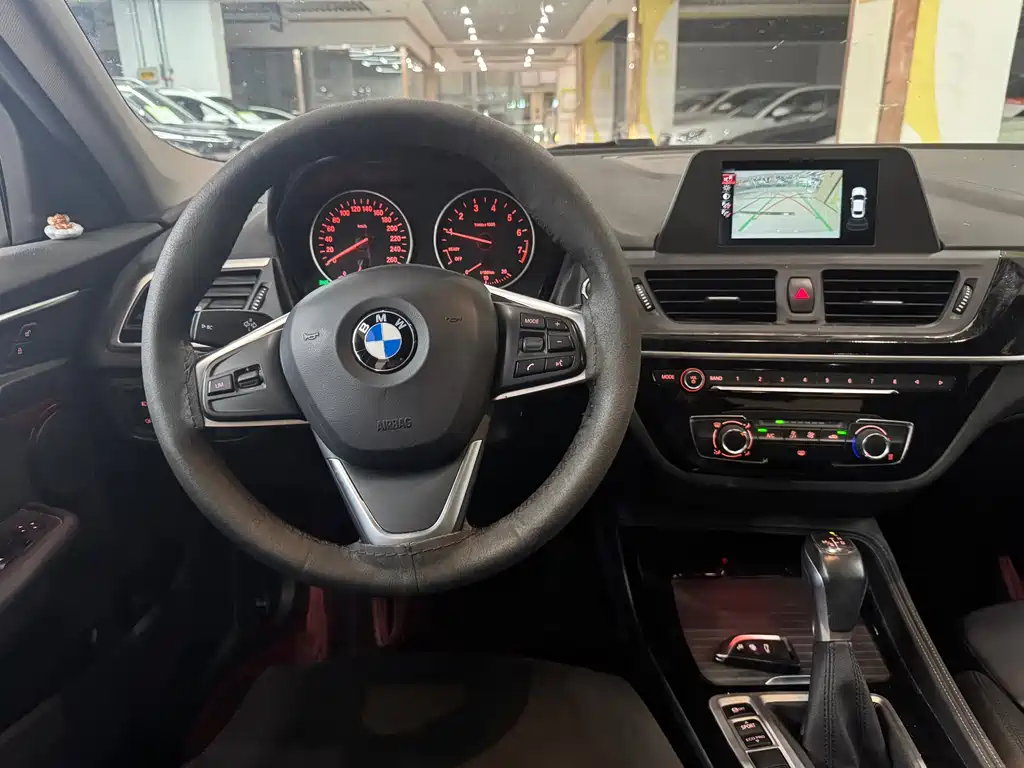 BMW 1 Series — миниатюра 11