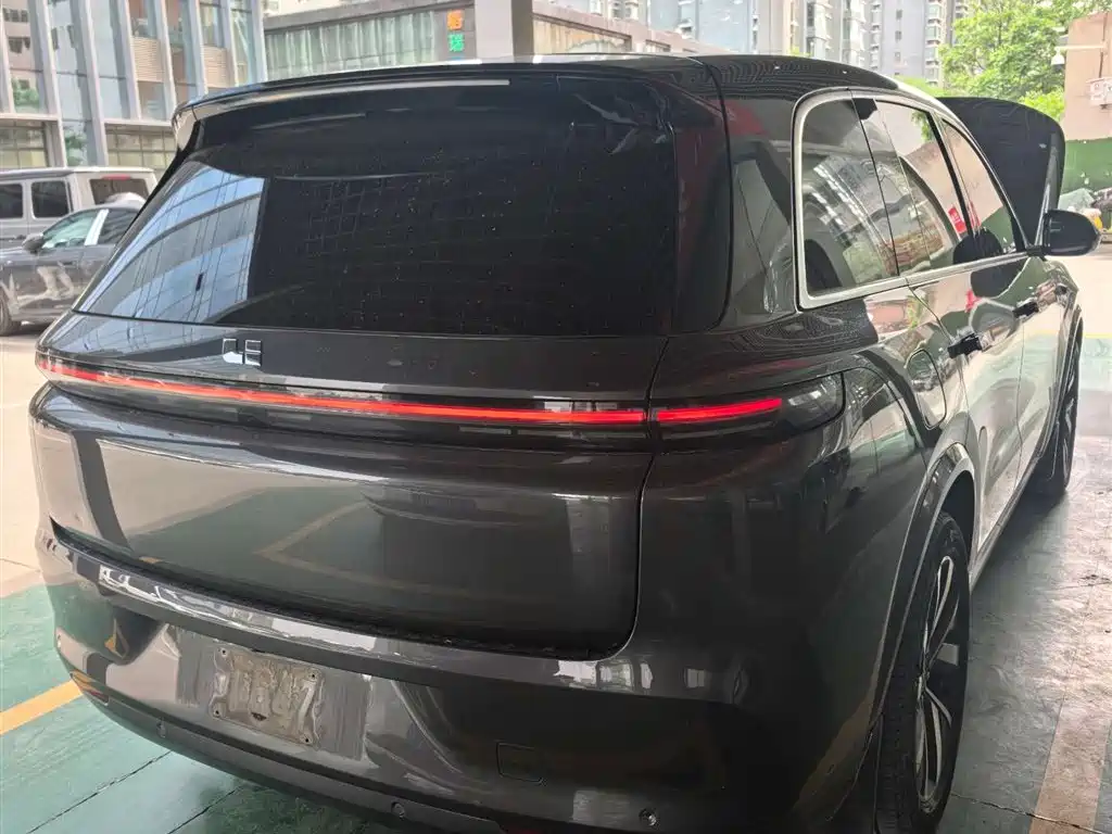 Li Auto L8 2023 Pro