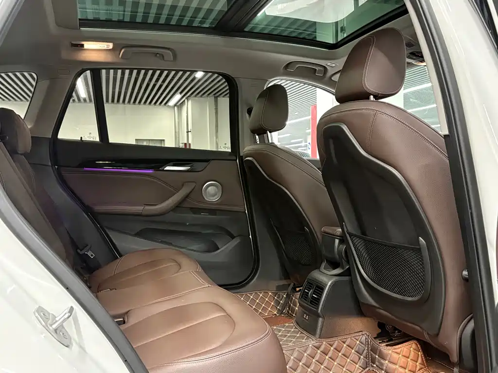 BMW X1 2022 — фото 12