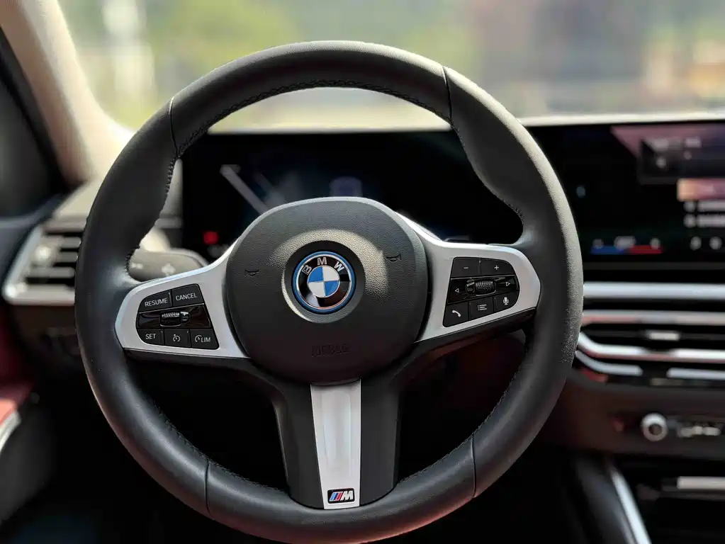 BMW i3 — миниатюра 8