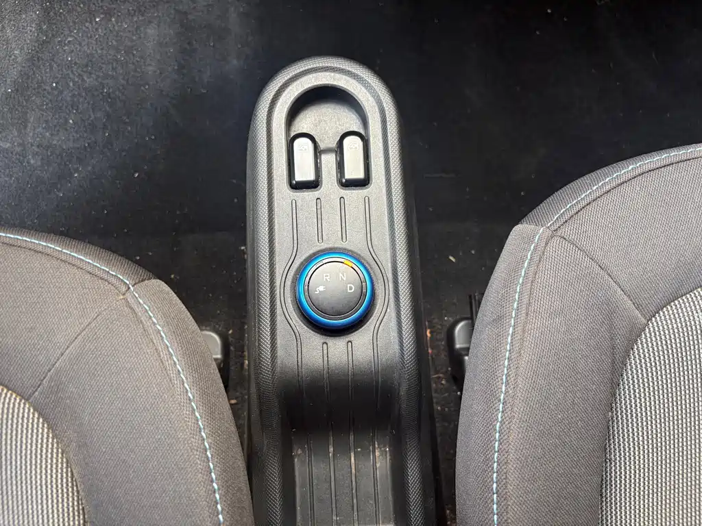 Wuling MINIEV — миниатюра 13