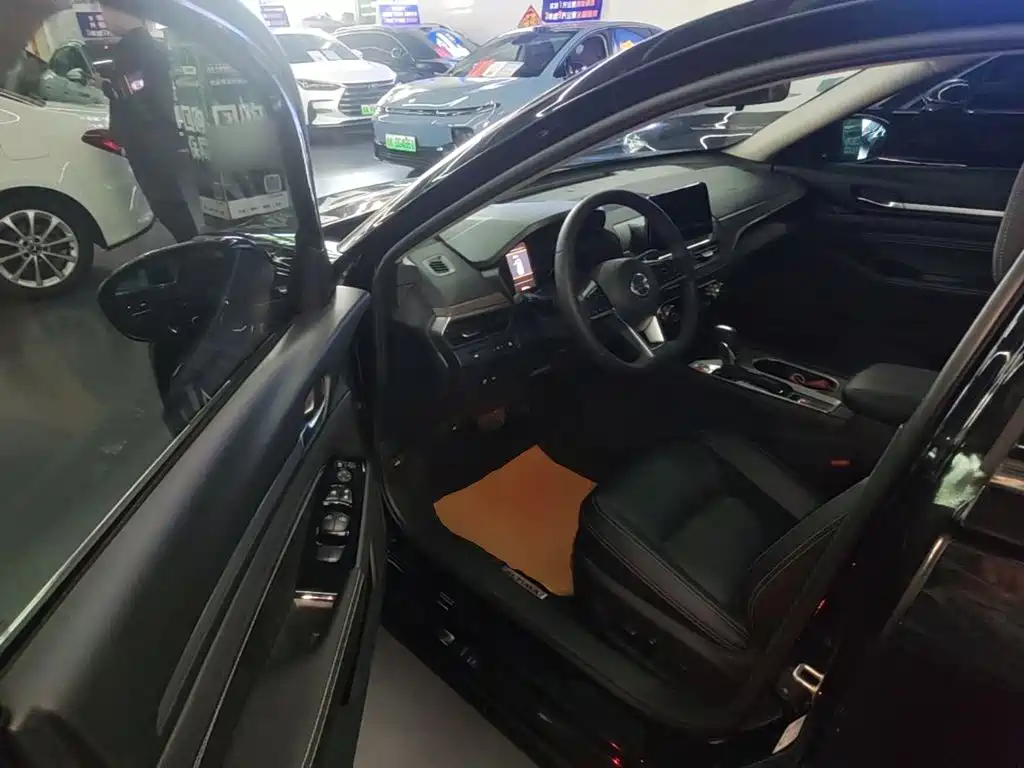 Nissan Teana — миниатюра 16