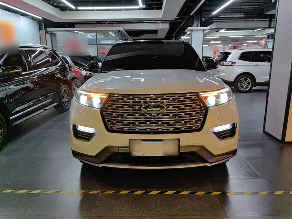 Ford Explorer — миниатюра 3