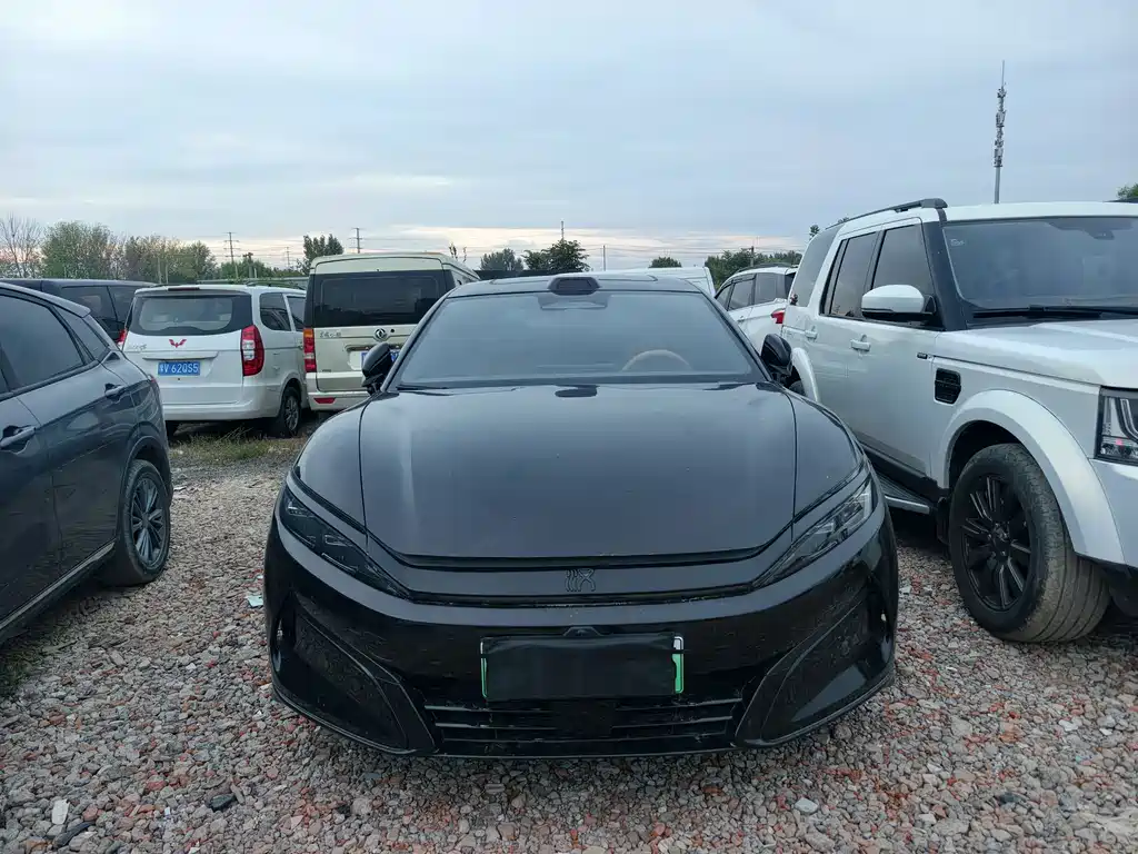 BYD Han L — миниатюра 2