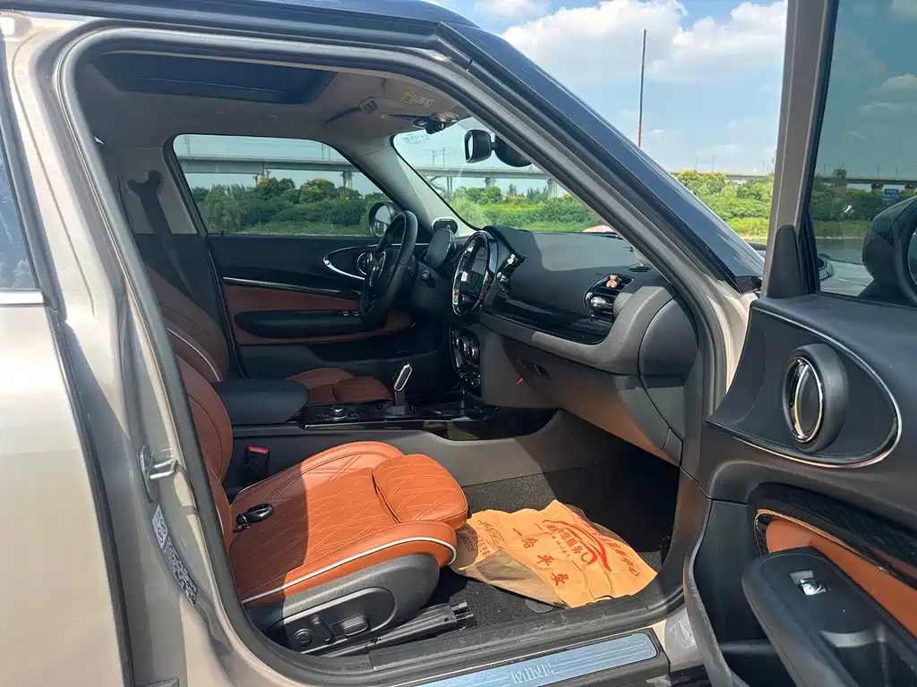 MINI Mini Clubman — миниатюра 13