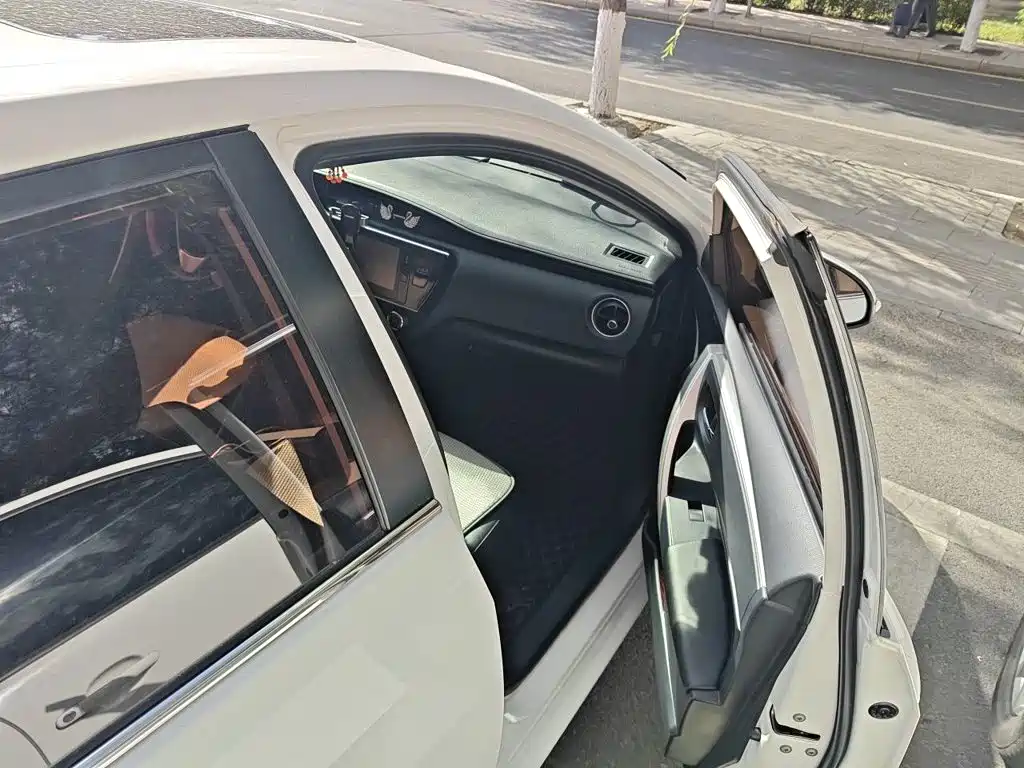 Toyota Corolla — миниатюра 19
