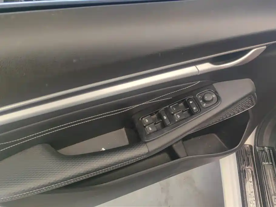 GEELY AUTOMOBILE EMGRAND