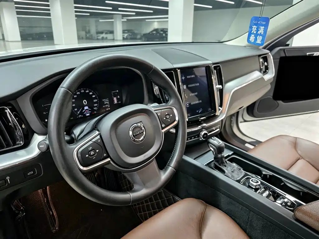 Volvo XC60 — миниатюра 7