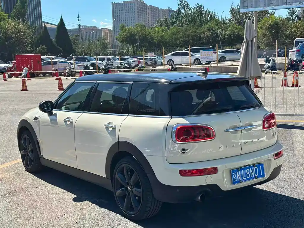MINI Mini Clubman — миниатюра 11
