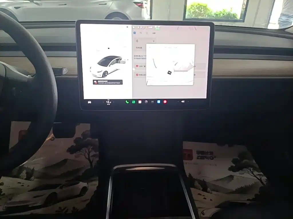 Tesla Model 3 — миниатюра 13