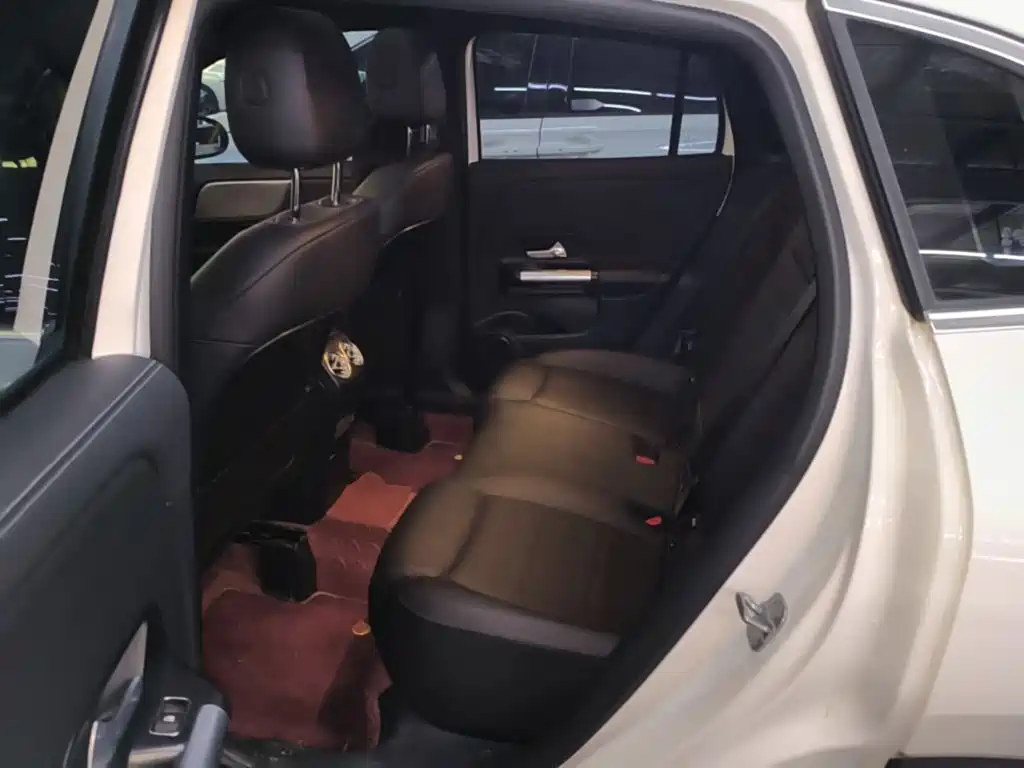 Mercedes-Benz GLA — миниатюра 17
