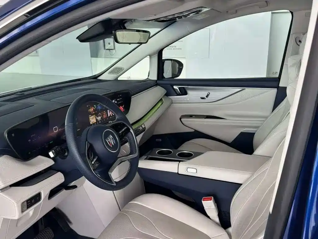 BUICK GL8 NEW ENERGY