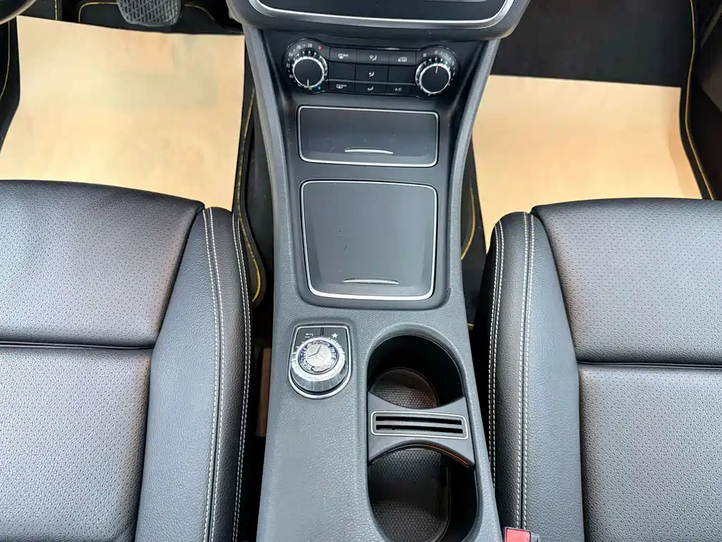 Mercedes-Benz GLA — миниатюра 18