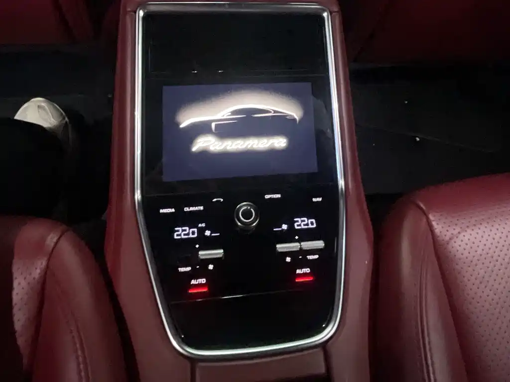 Porsche Panamera — миниатюра 13