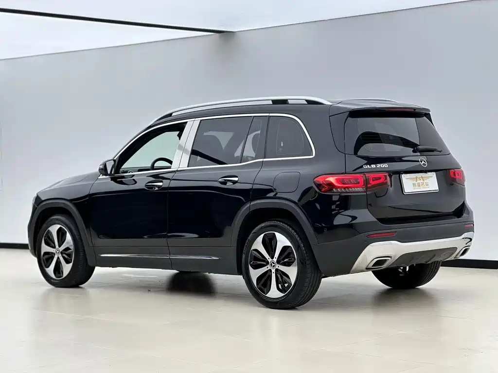 Mercedes-Benz GLB — миниатюра 3