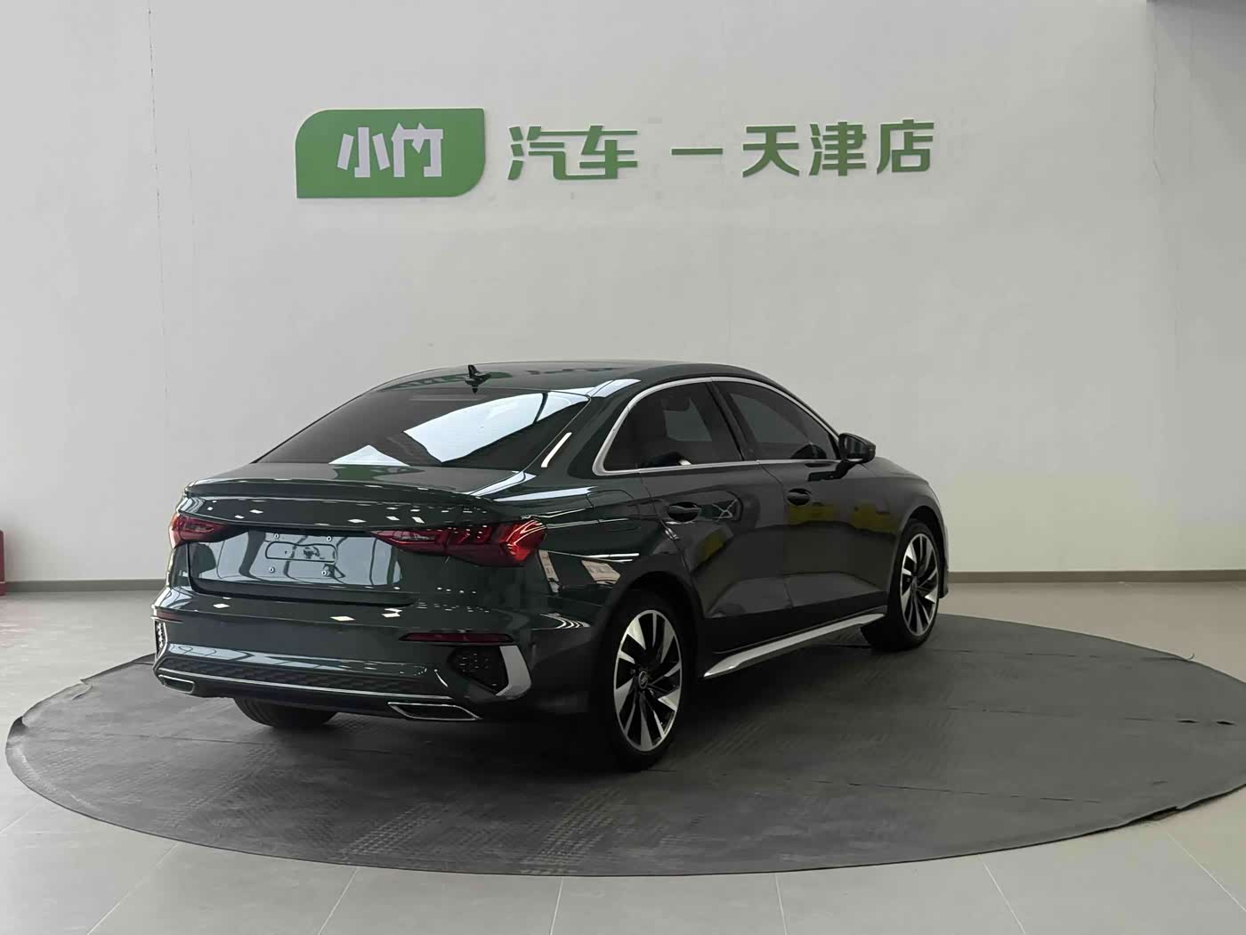Audi A3 1.4 л 2023 г. Зелёный, пробег 11000 км