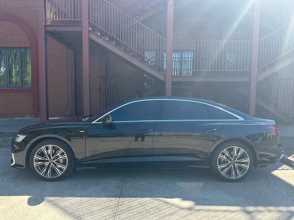 Audi A6L — миниатюра 8