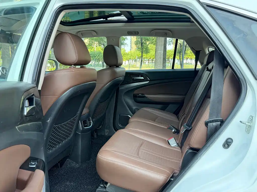 BYD S7 — миниатюра 6