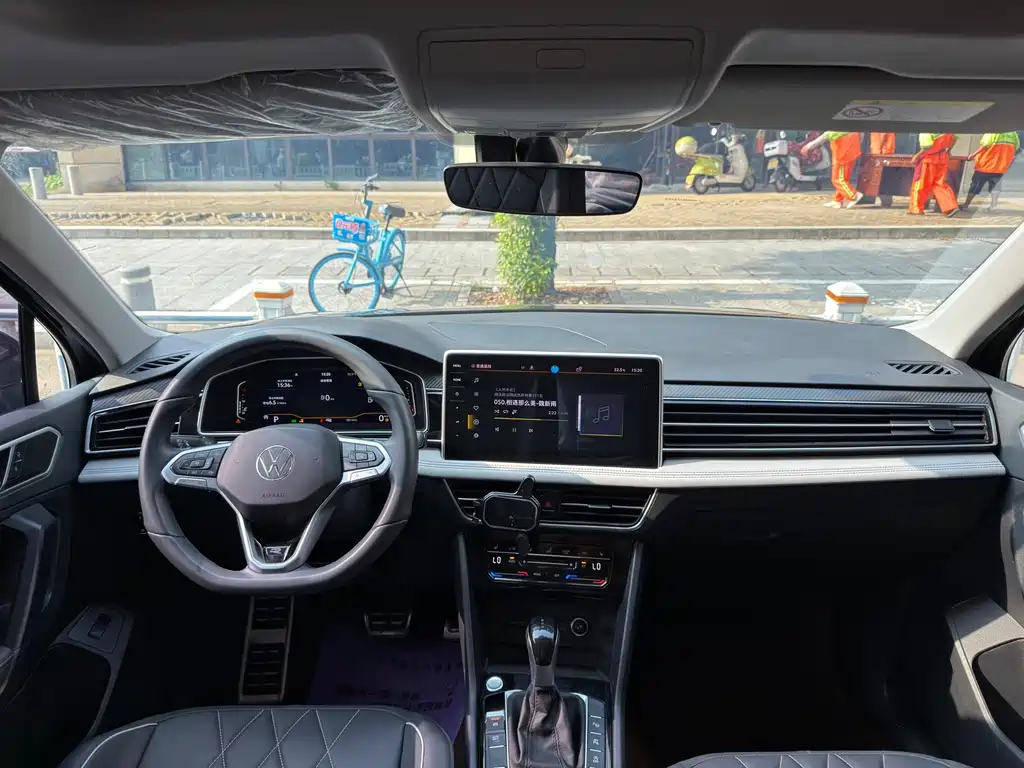 Volkswagen Tiguan L — миниатюра 4