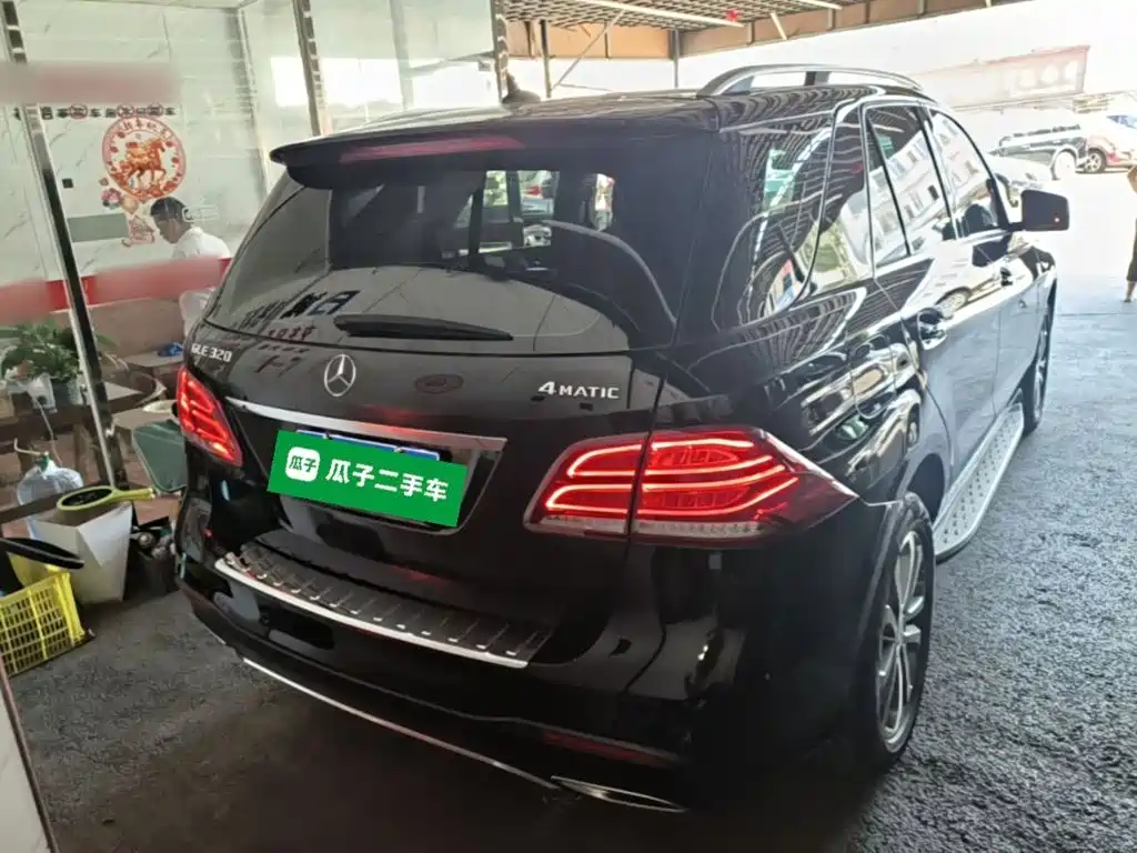 Mercedes-Benz GLE (Import) — миниатюра 6