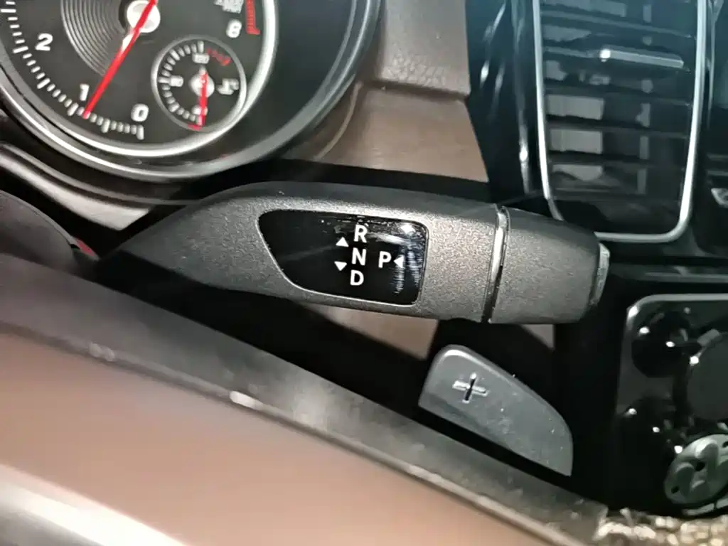 Mercedes-Benz GLE (Import) — миниатюра 14