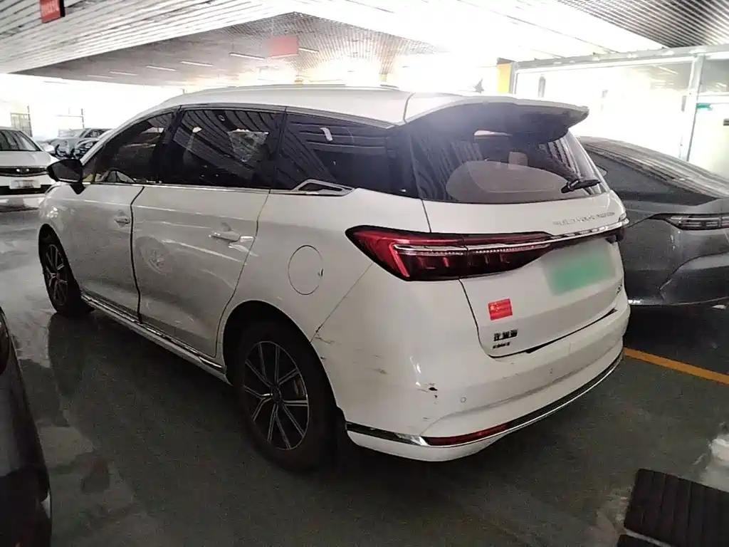 BYD MAX New Energy — миниатюра 5