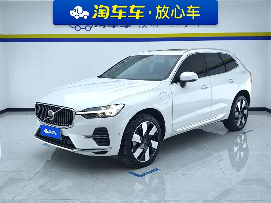 VOLVO XC60 PLUG IN HYBRID