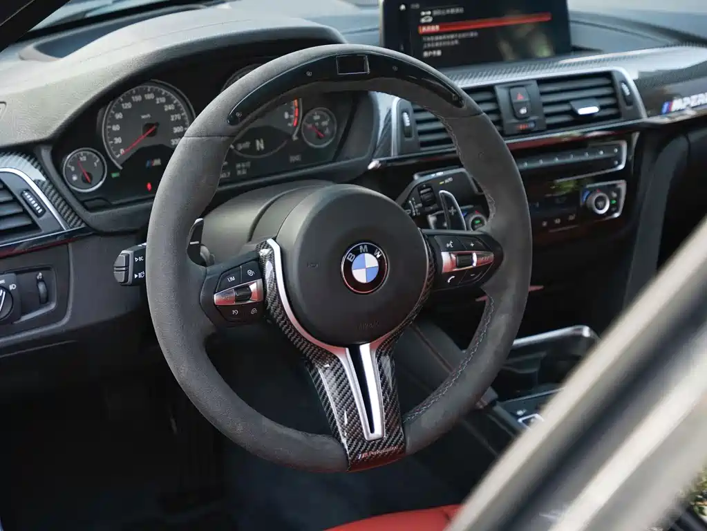 BMW M3 — миниатюра 7