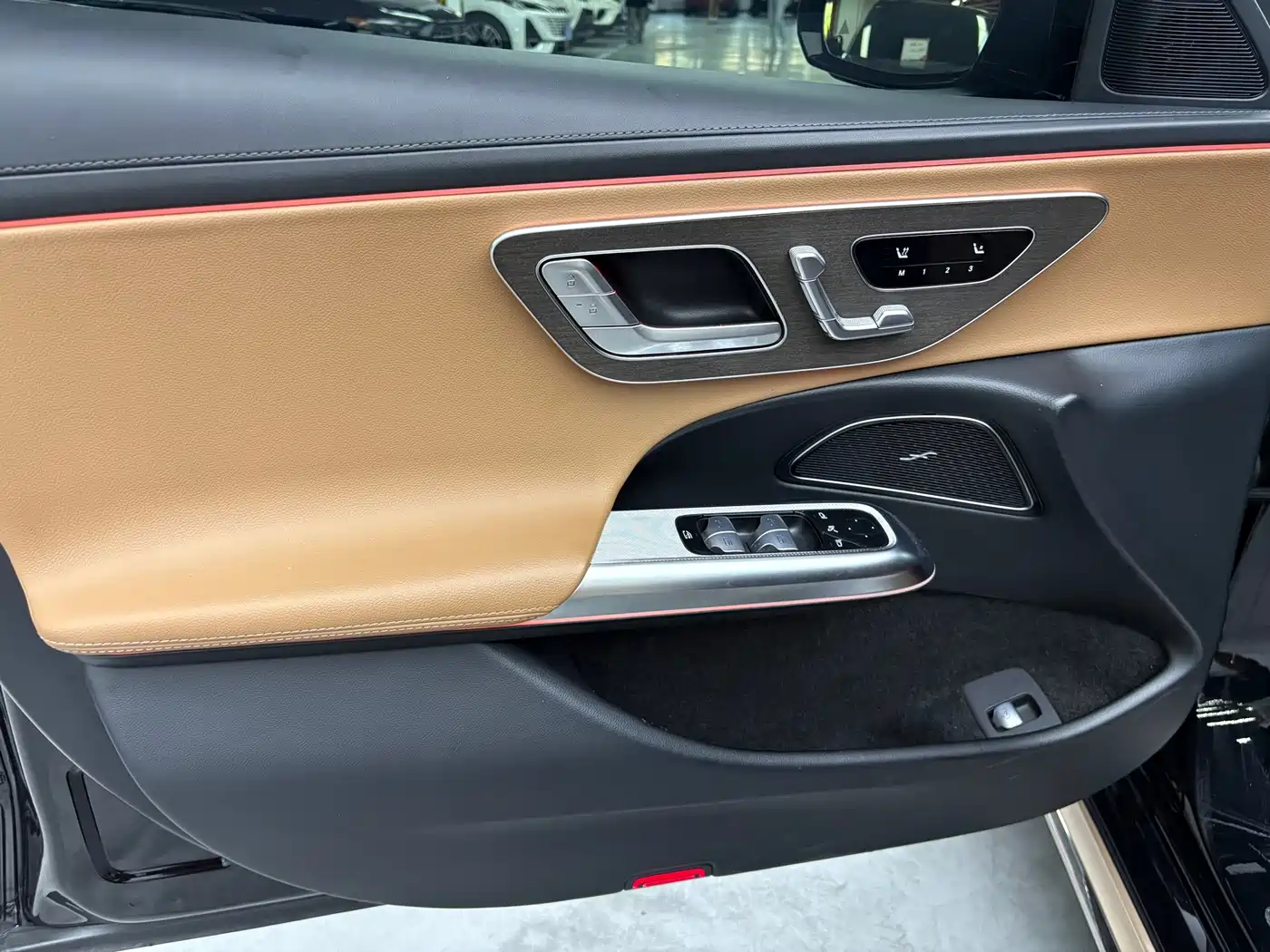 Mercedes-Benz E-Class id 4653803 из Китая 11