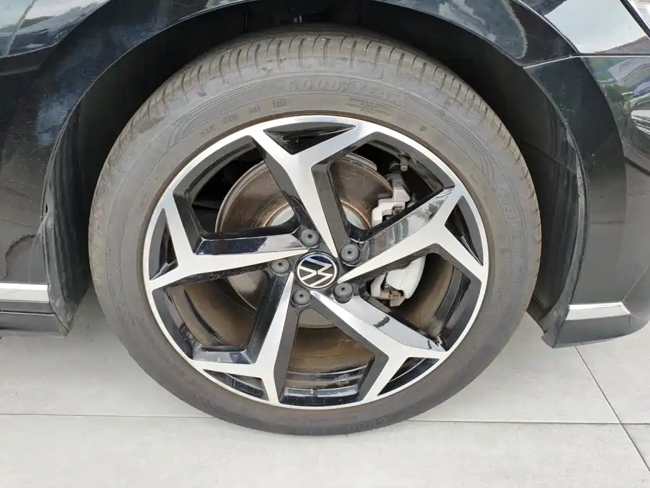 Volkswagen Magotan — миниатюра 6