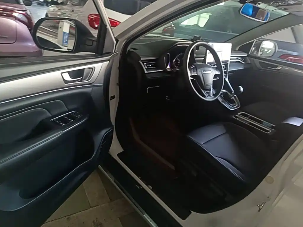 Haval M6 — миниатюра 16