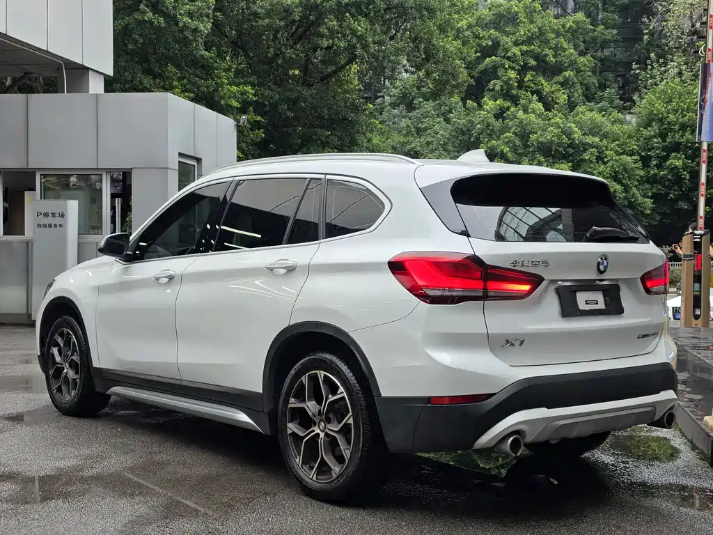 BMW X1 — миниатюра 5