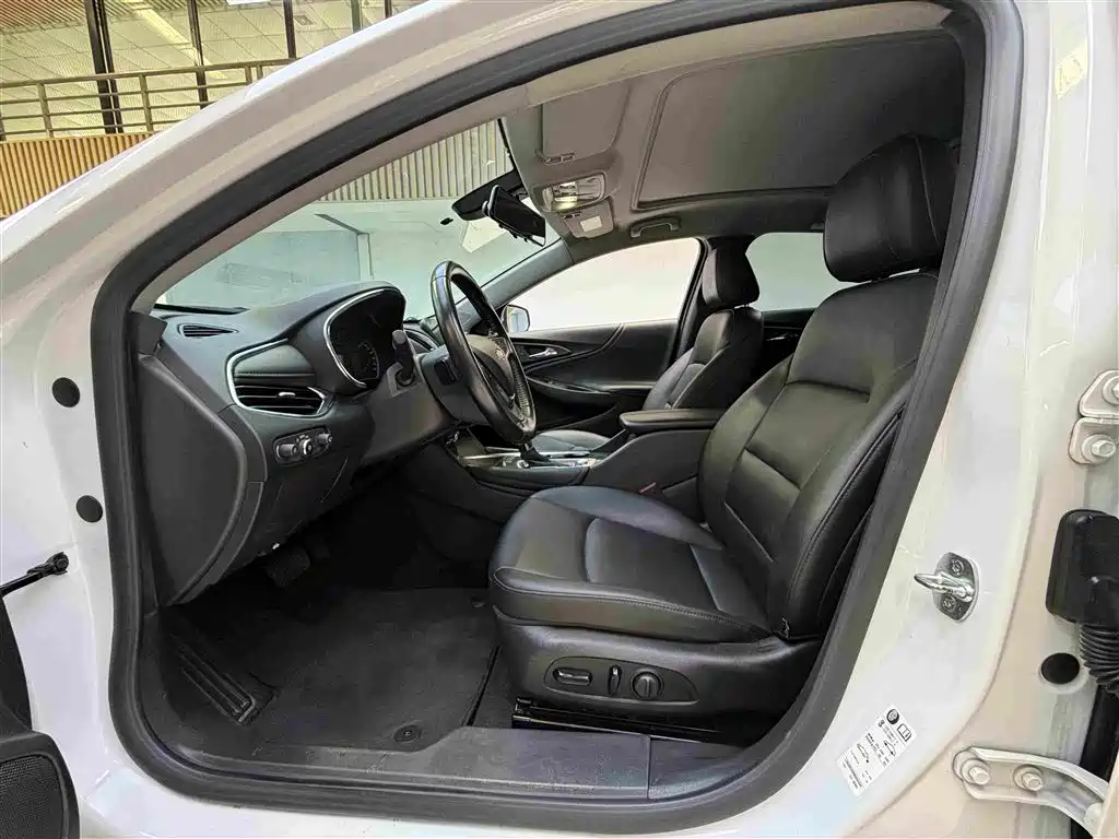 Chevrolet Malibu XL — миниатюра 4