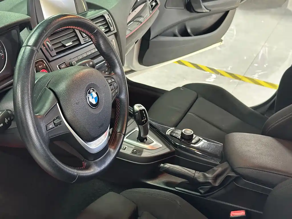 BMW 1 Series (Import) — миниатюра 7