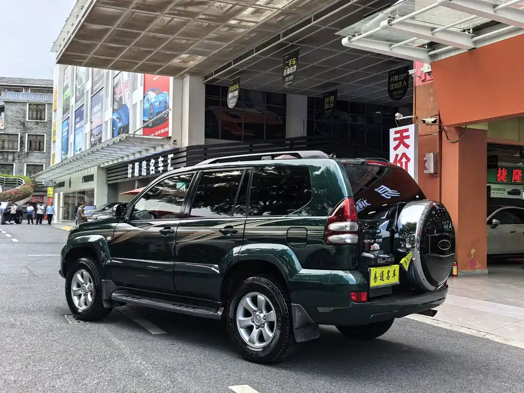 Toyota Prado — миниатюра 10