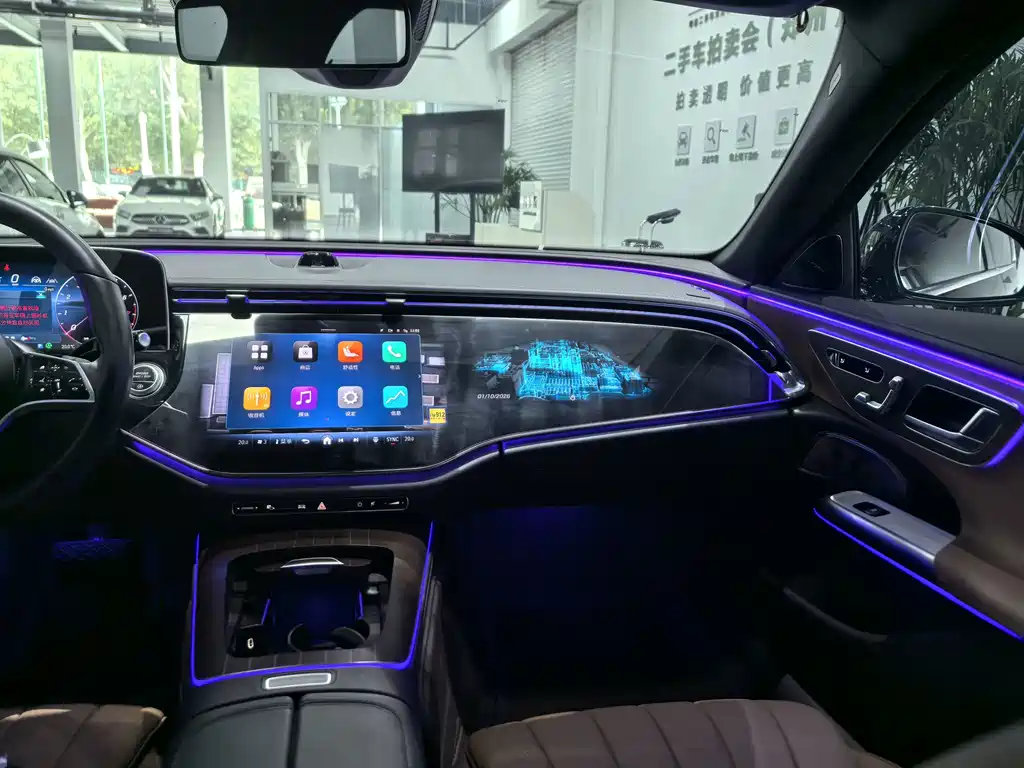Mercedes-Benz E-Class — миниатюра 18