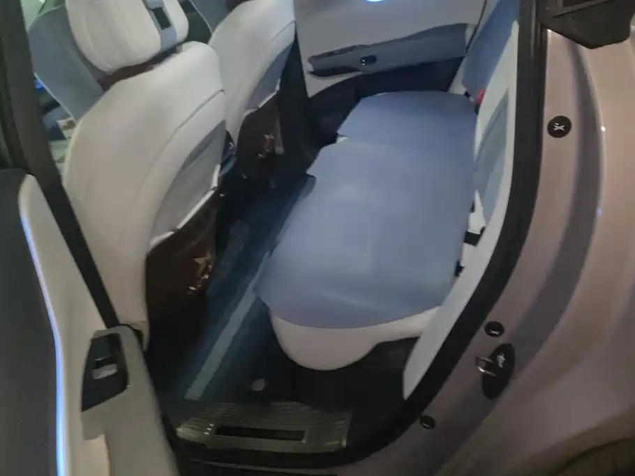XPeng G7 — миниатюра 11
