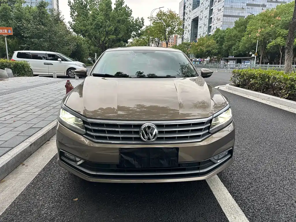 Volkswagen Passat — миниатюра 2