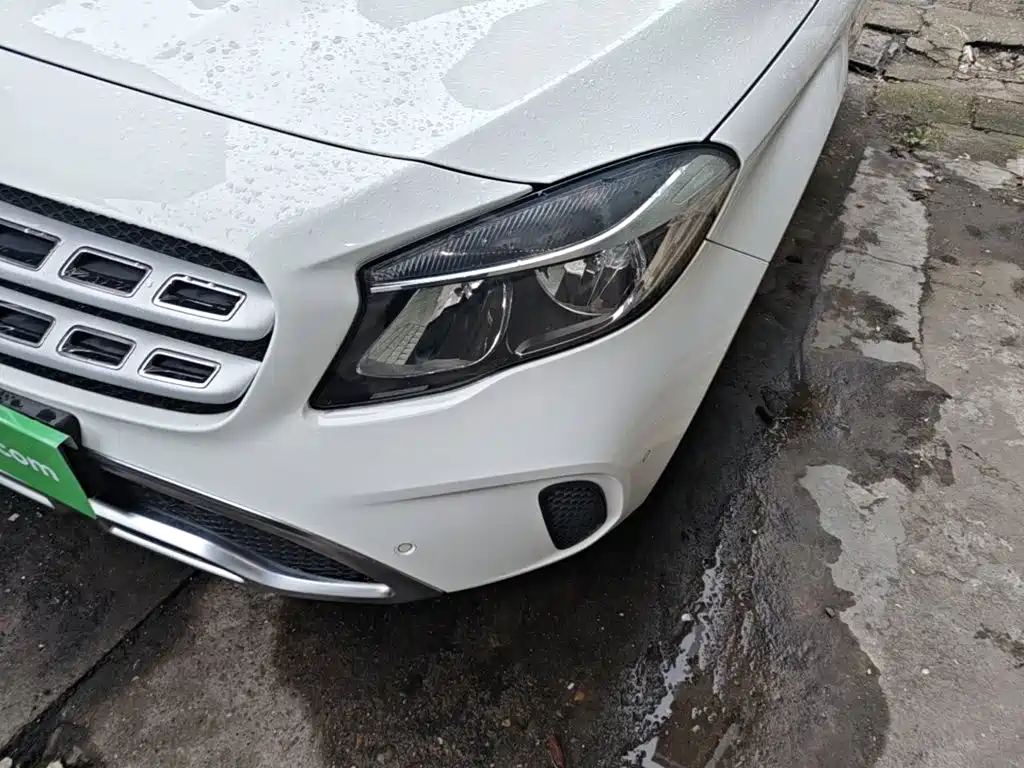 Mercedes-Benz GLA — миниатюра 24