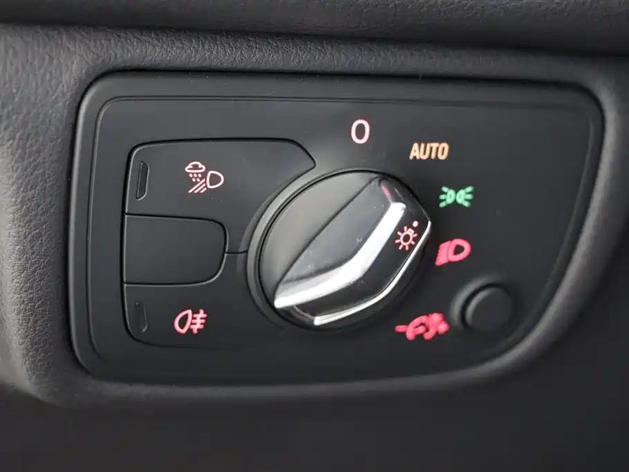 Audi A6L — миниатюра 11