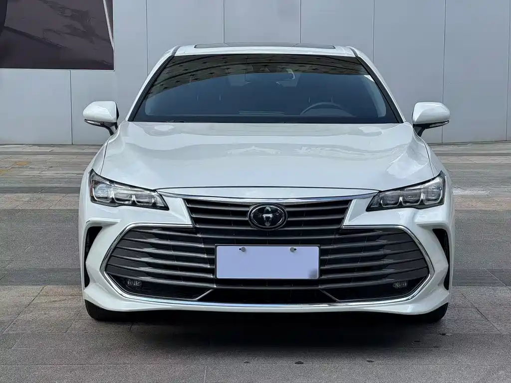 Toyota Avalon — миниатюра 12