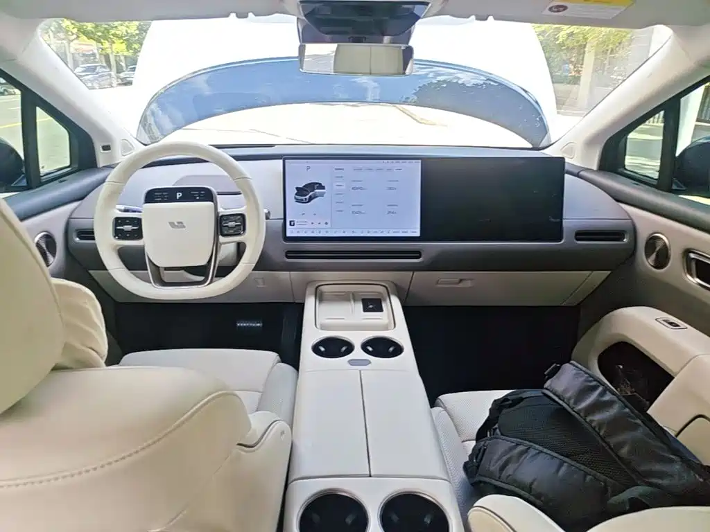 Li Auto Li i8 — миниатюра 10