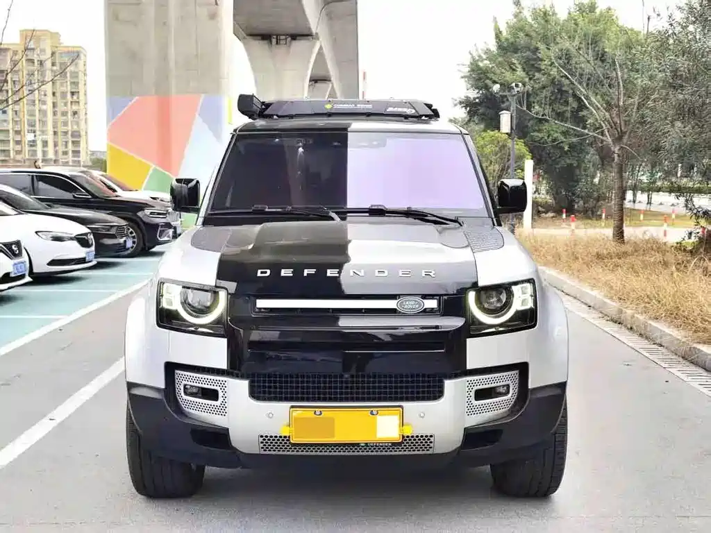 Land Rover Defender — миниатюра 2