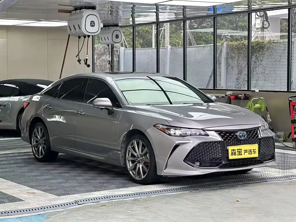 TOYOTA ASIAN DRAGON