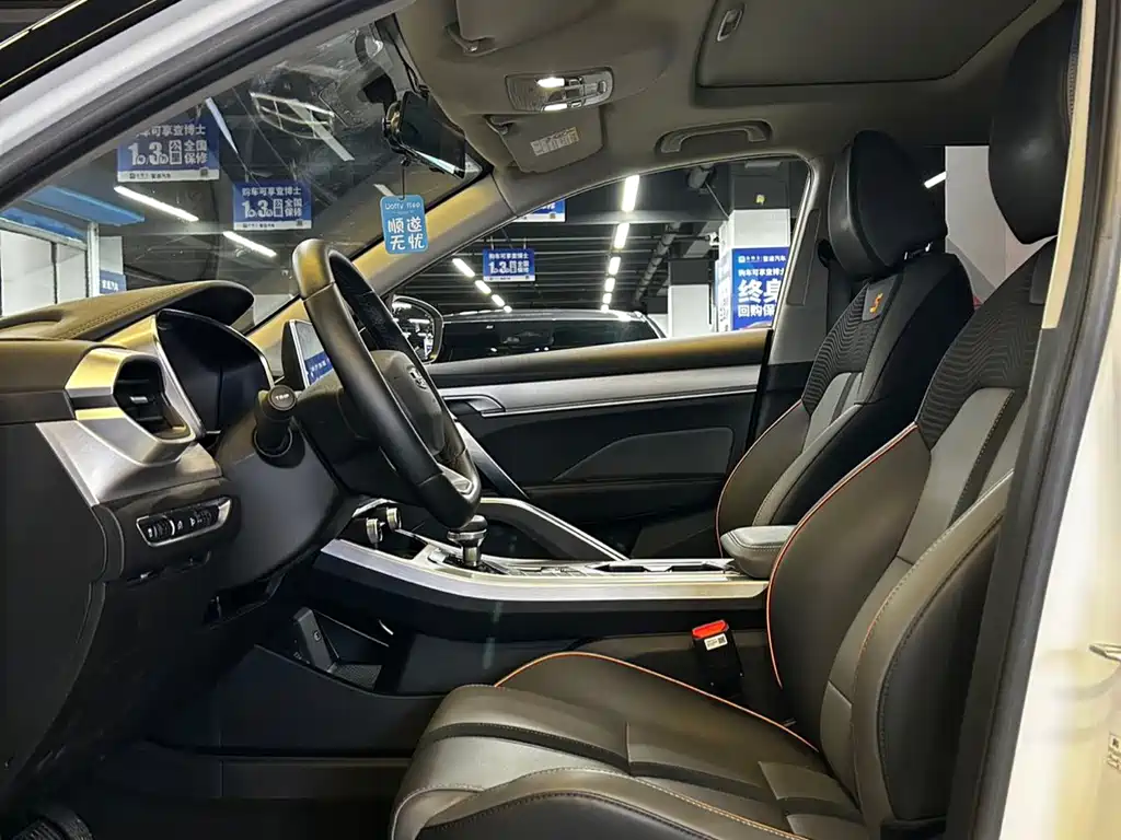 Geely Binyue — миниатюра 5