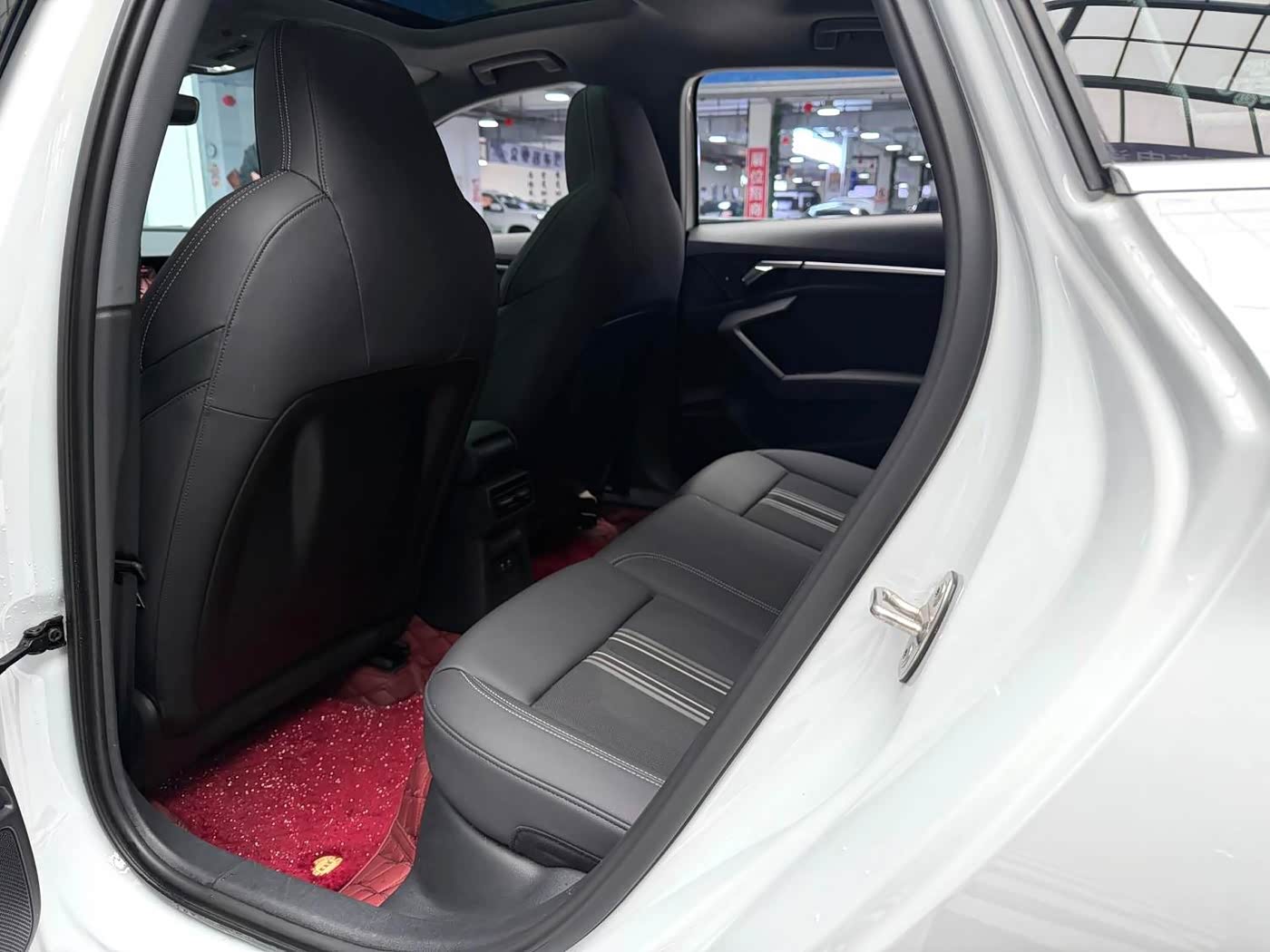 Audi A3 1.4 л 2022 г. Белый, пробег 22000 км