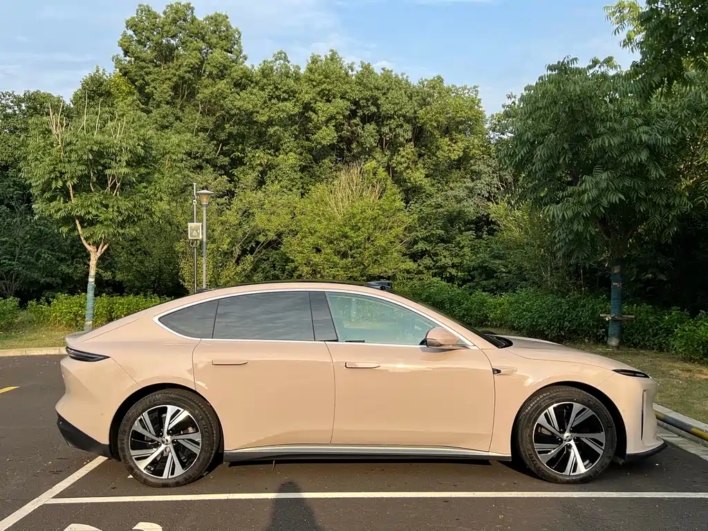 NIO ET5 — миниатюра 17